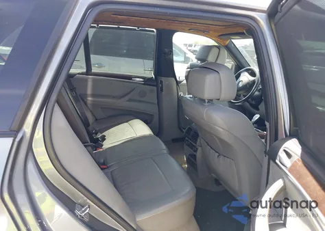 2009 BMW X5 xDrive48I from USA, damaged, VIN 5UXFE83579L308911